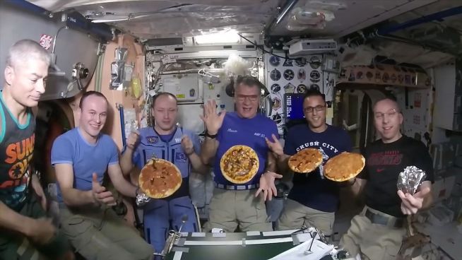 ‘Pizza Weltraum’: Italienischer Abend auf der ISS